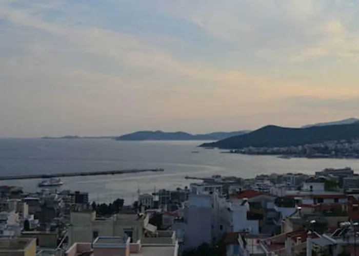 Apartment With Amazing View & Parking